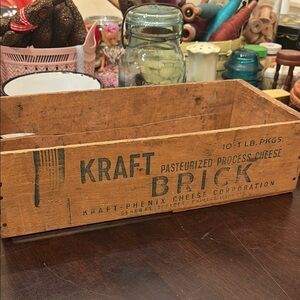 Wooden Kraft pasteurized cheese brick box